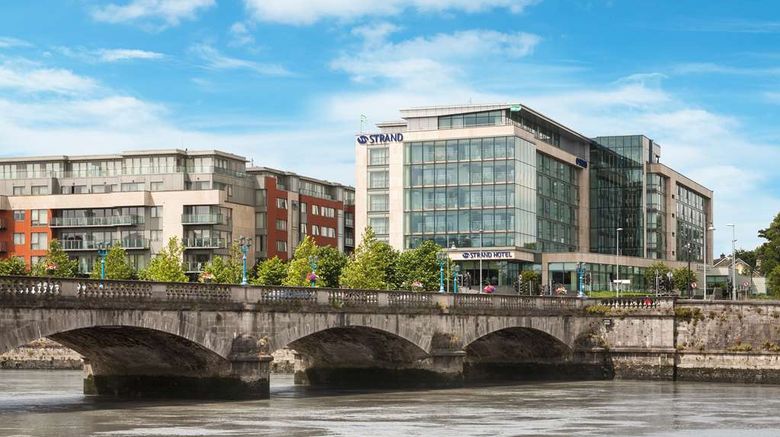 <b>Limerick Strand Hotel Exterior</b>. Images powered by <a href="https://iceportal.shijigroup.com/" title="IcePortal" target="_blank">IcePortal</a>.