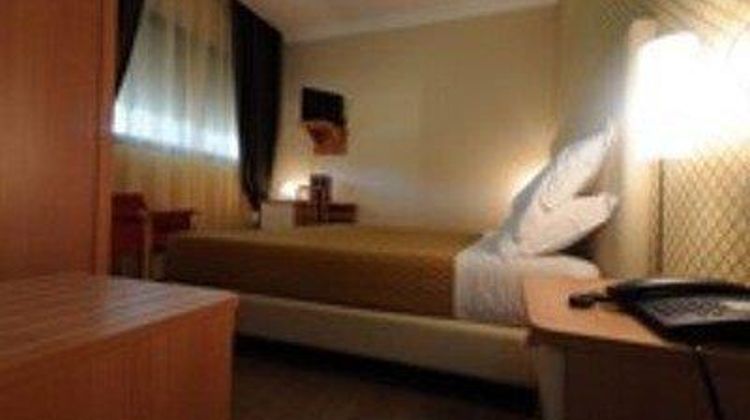 Hotel Riviera Room