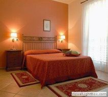 Parmenide Farm Holiday Room