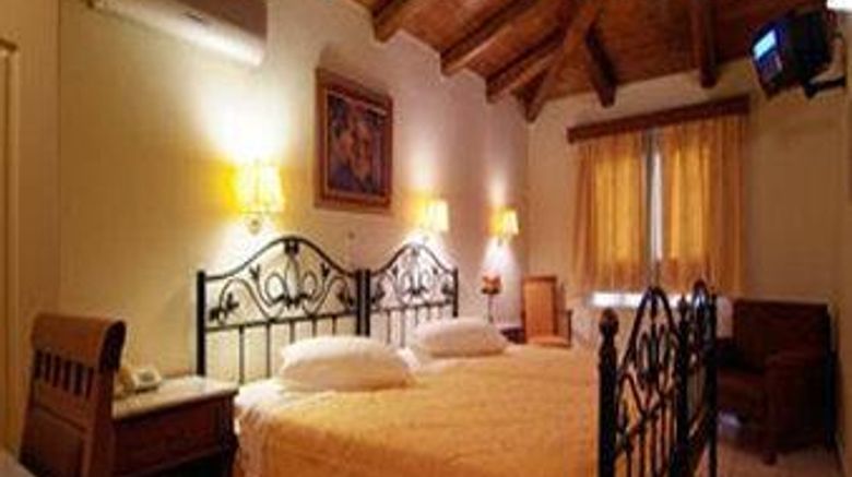 <b>Parnassos Delphi Hotel Room</b>. Images powered by <a href="https://iceportal.shijigroup.com/" title="IcePortal" target="_blank">IcePortal</a>.
