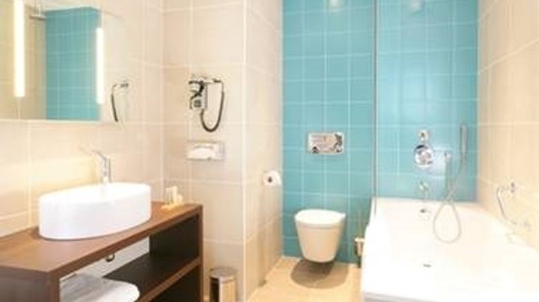 <b>Hotel du Pasino Room</b>. Images powered by <a href="https://iceportal.shijigroup.com/" title="IcePortal" target="_blank">IcePortal</a>.