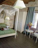 Petrino Suites Hotel
