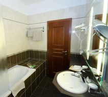 Hotel Kazbek Room
