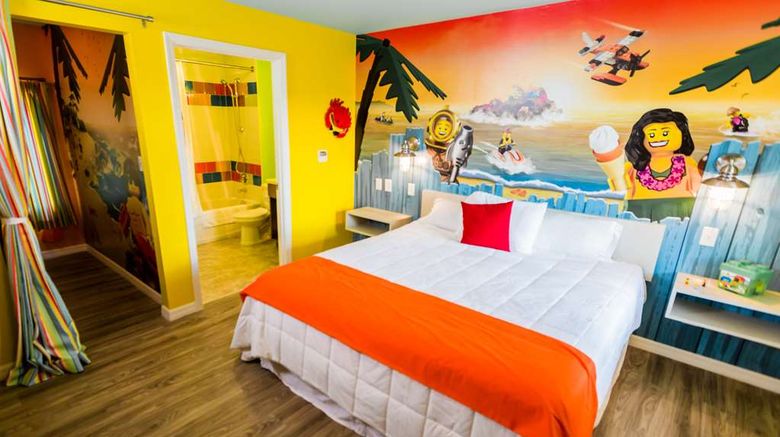 <b>LEGOLAND Florida Resort Room</b>. Images powered by <a href="https://iceportal.shijigroup.com/" title="IcePortal" target="_blank">IcePortal</a>.