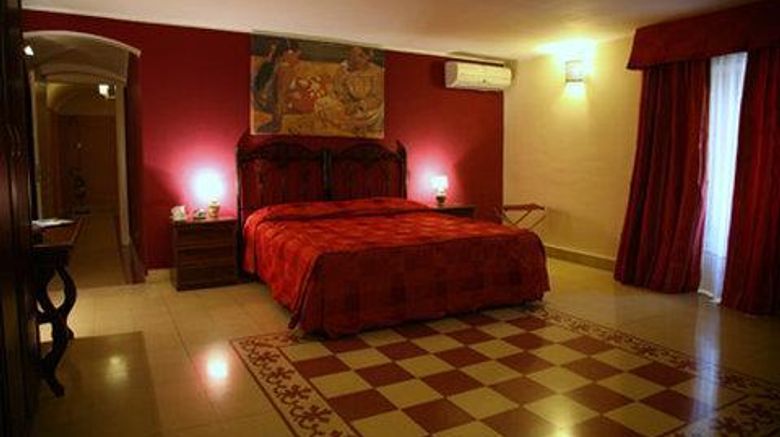 <b>De Curtis Palace Room</b>. Images powered by <a href="https://iceportal.shijigroup.com/" title="IcePortal" target="_blank">IcePortal</a>.