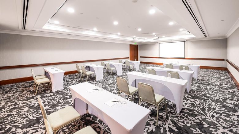 <b>Duxton Hotel Meeting</b>. Images powered by <a href="https://iceportal.shijigroup.com/" title="IcePortal" target="_blank">IcePortal</a>.