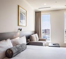 Duxton Hotel Room