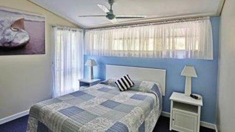 Mercure Kingfisher Bay Resort Room
