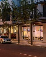 Mawson Lakes Hotel