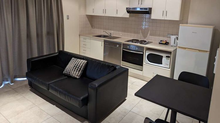 Mawson Lakes Hotel Suite
