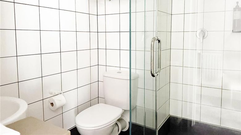 <b>Sudima Hotel Lake Rotorua Room</b>. Images powered by <a href="https://iceportal.shijigroup.com/" title="IcePortal" target="_blank">IcePortal</a>.