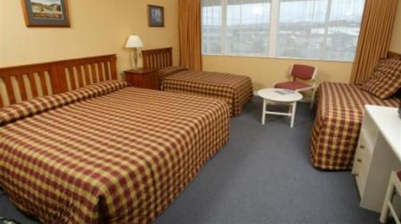 <b>Brentwood Hotel Room</b>. Images powered by <a href="https://iceportal.shijigroup.com/" title="IcePortal" target="_blank">IcePortal</a>.