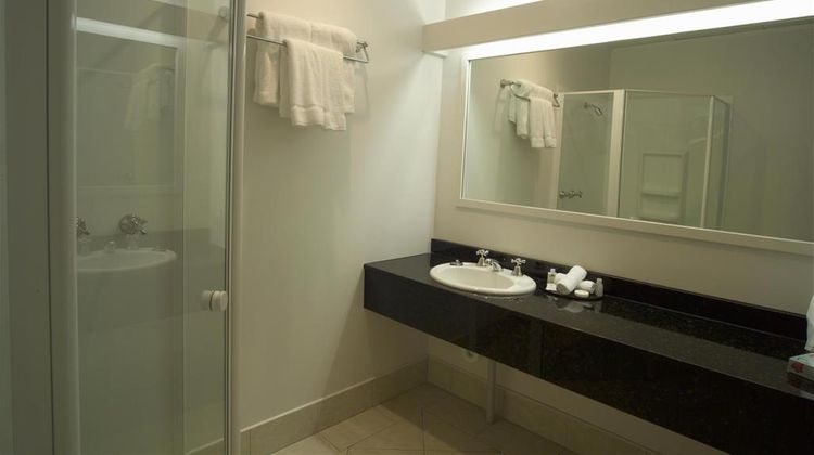 Brentwood Hotel Room