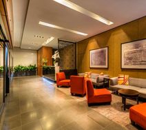 Causeway 353 Hotel Lobby