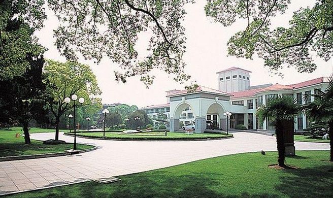 Hongqiao State Guest House Exterior