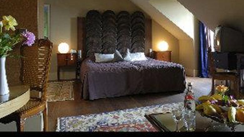 <b>Hotel Rivoli Suite</b>. Images powered by <a href="https://iceportal.shijigroup.com/" title="IcePortal" target="_blank">IcePortal</a>.