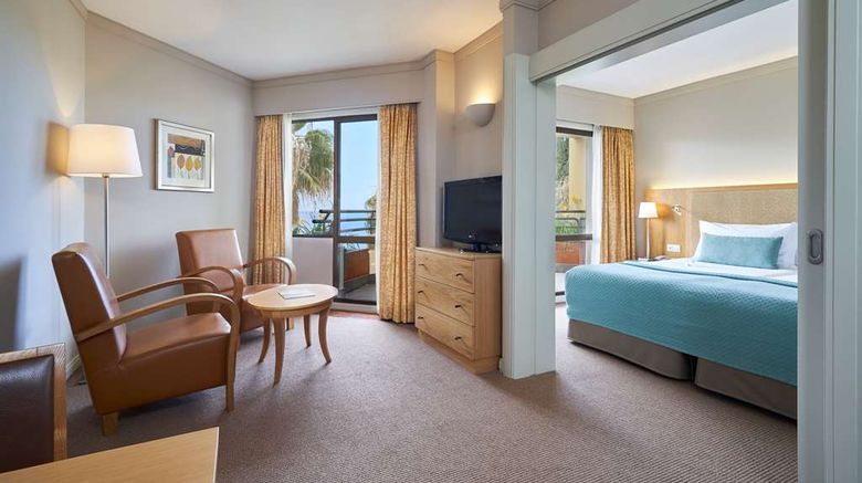 <b>Eden Mar Suite Hotel Suite</b>. Images powered by <a href="https://iceportal.shijigroup.com/" title="IcePortal" target="_blank">IcePortal</a>.