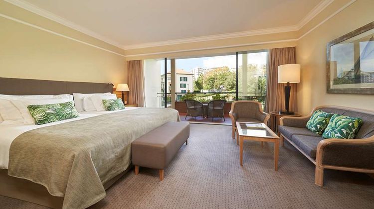 The Cliff Bay Room