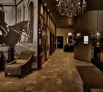 Freys Hotel Lobby