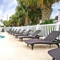 Royal Inn Beach Hotel