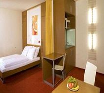 Orange Wings Hotel Wiener Neustadt Room