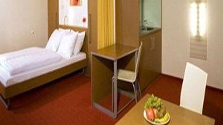 <b>Orange Wings Hotel Wiener Neustadt Room</b>. Images powered by <a href="https://iceportal.shijigroup.com/" title="IcePortal" target="_blank">IcePortal</a>.
