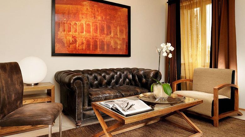 <b>Babuino 181 Rome Luxury Suites Lobby</b>. Images powered by <a href="https://iceportal.shijigroup.com/" title="IcePortal" target="_blank">IcePortal</a>.