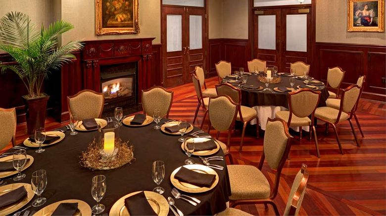 <b>Carnegie Hotel & Spa Restaurant</b>. Images powered by <a href="https://iceportal.shijigroup.com/" title="IcePortal" target="_blank">IcePortal</a>.