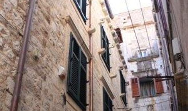Celenga Apartments Exterior