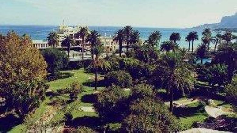 <b>Mondello Palace Hotel Pool</b>. Images powered by <a href="https://iceportal.shijigroup.com/" title="IcePortal" target="_blank">IcePortal</a>.