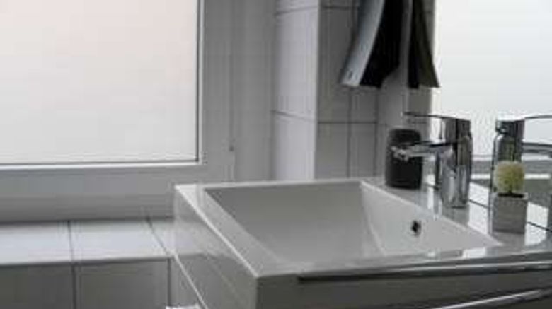 <b>Hotel Lindenhof Room</b>. Images powered by <a href="https://iceportal.shijigroup.com/" title="IcePortal" target="_blank">IcePortal</a>.