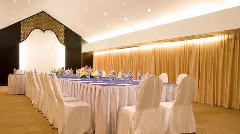 <b>The Eurasia Chiang Mai Hotel Meeting</b>. Images powered by <a href="https://iceportal.shijigroup.com/" title="IcePortal" target="_blank">IcePortal</a>.