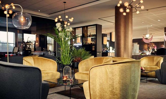 Van der Valk Hotel Brussels Airport Lobby