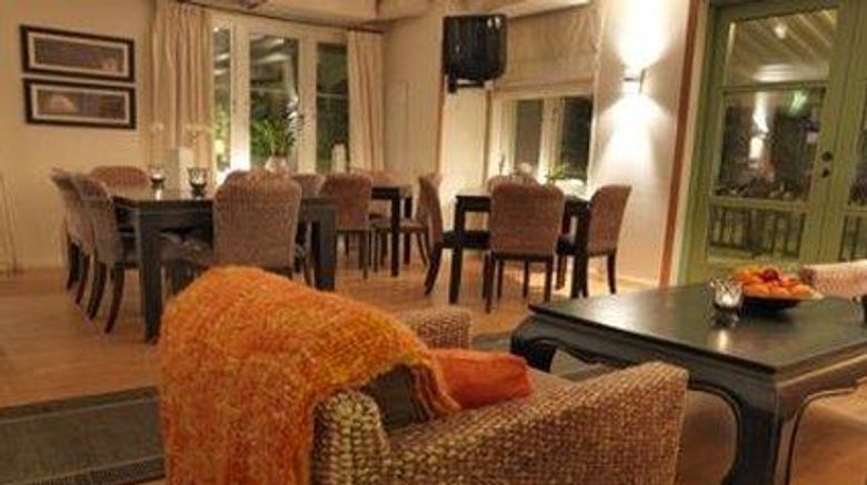 <b>Maudes Hotel Restaurant</b>. Images powered by <a href="https://iceportal.shijigroup.com/" title="IcePortal" target="_blank">IcePortal</a>.
