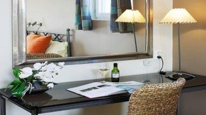 <b>Maudes Hotel Other</b>. Images powered by <a href="https://iceportal.shijigroup.com/" title="IcePortal" target="_blank">IcePortal</a>.