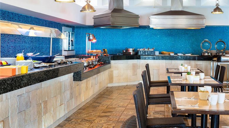 <b>Krystal Cancun Restaurant</b>. Images powered by <a href="https://iceportal.shijigroup.com/" title="IcePortal" target="_blank">IcePortal</a>.