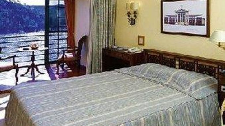 <b>Estalagem Lago Azul Room</b>. Images powered by <a href="https://iceportal.shijigroup.com/" title="IcePortal" target="_blank">IcePortal</a>.