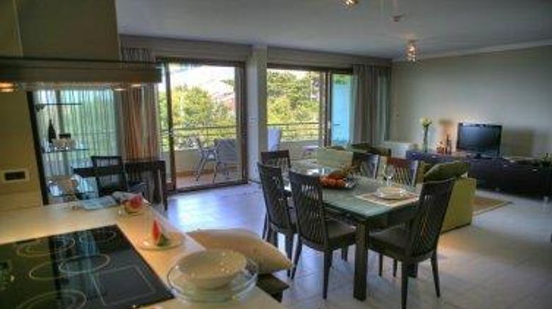 <b>The Residence Room</b>. Images powered by <a href="https://iceportal.shijigroup.com/" title="IcePortal" target="_blank">IcePortal</a>.