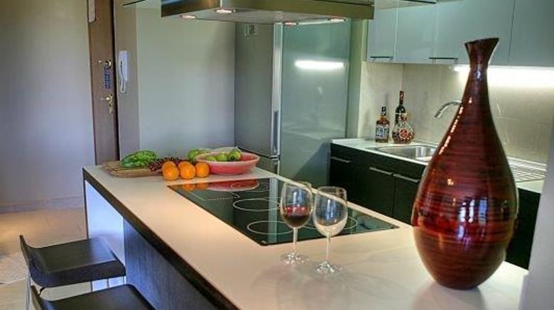 <b>The Residence Room</b>. Images powered by <a href="https://iceportal.shijigroup.com/" title="IcePortal" target="_blank">IcePortal</a>.