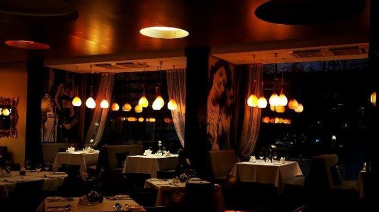 <b>Amberton Hotel Vilnius Restaurant</b>. Images powered by <a href="https://iceportal.shijigroup.com/" title="IcePortal" target="_blank">IcePortal</a>.