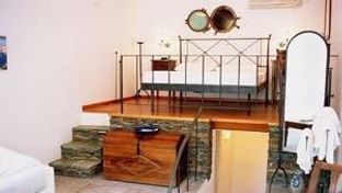 Alexandros Hotel