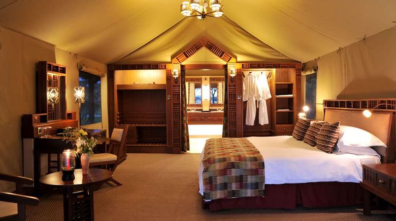 <b>Sweetwaters Tented Camp Room</b>. Images powered by <a href="https://iceportal.shijigroup.com/" title="IcePortal" target="_blank">IcePortal</a>.