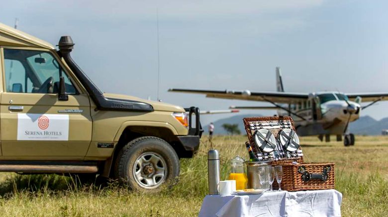 <b>Serengeti Serena Safari Lodge Recreation</b>. Images powered by <a href="https://iceportal.shijigroup.com/" title="IcePortal" target="_blank">IcePortal</a>.