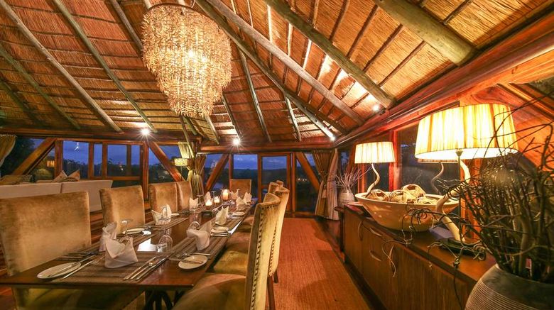 <b>Mivumo River Lodge Restaurant</b>. Images powered by <a href="https://iceportal.shijigroup.com/" title="IcePortal" target="_blank">IcePortal</a>.