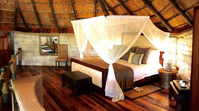 <b>Mivumo River Lodge Room</b>. Images powered by <a href="https://iceportal.shijigroup.com/" title="IcePortal" target="_blank">IcePortal</a>.