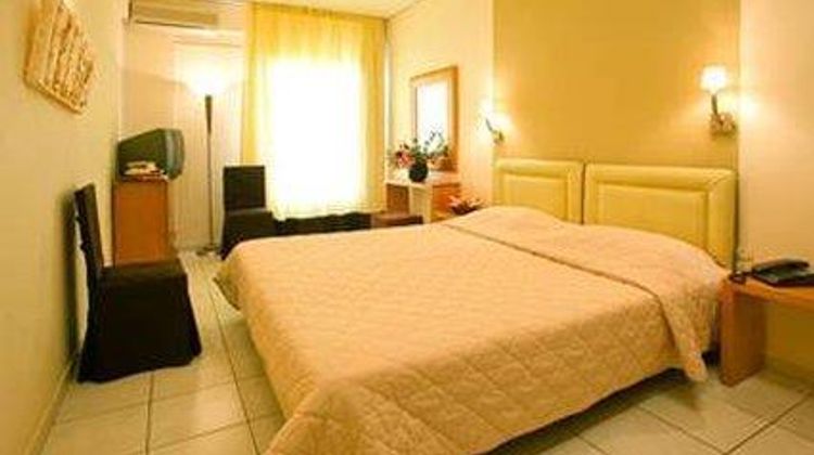 Long Beach Hotel Room
