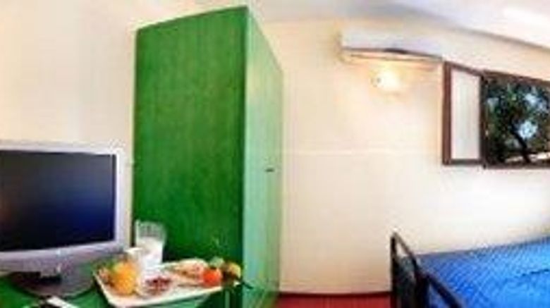<b>Villaggio Costa Alta Room</b>. Images powered by <a href="https://iceportal.shijigroup.com/" title="IcePortal" target="_blank">IcePortal</a>.