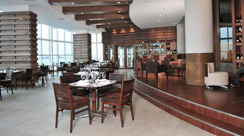 <b>Hotel Dreams del Estrecho Restaurant</b>. Images powered by <a href="https://iceportal.shijigroup.com/" title="IcePortal" target="_blank">IcePortal</a>.