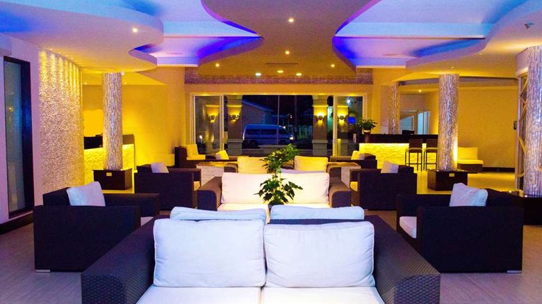 <b>Accra Beach Hotel & Spa Lobby</b>. Images powered by <a href="https://iceportal.shijigroup.com/" title="IcePortal" target="_blank">IcePortal</a>.