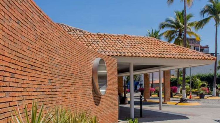 Plaza Pelicanos Club Beach Resort Restaurant
